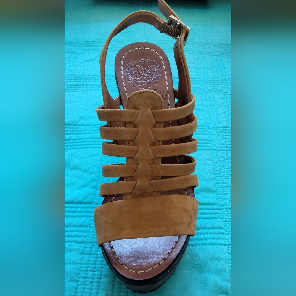 Vince Camuto "ONIA" Women’s Strappy Platform Sandal - Tan Suede